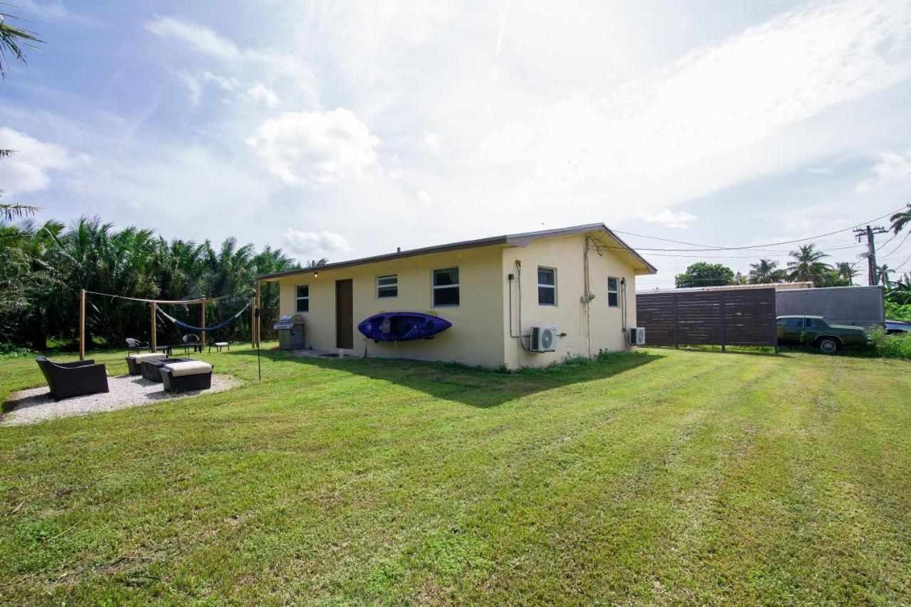 Cozy Lake Home With Ranch Flair & Hammock, FirepitPahokee エクステリア 写真