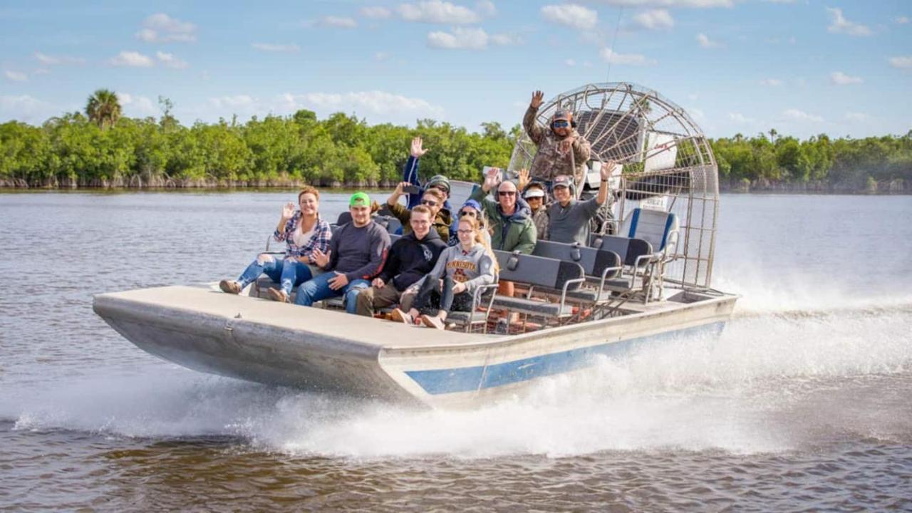 Cozy Lake Home With Ranch Flair & Hammock, FirepitPahokee エクステリア 写真